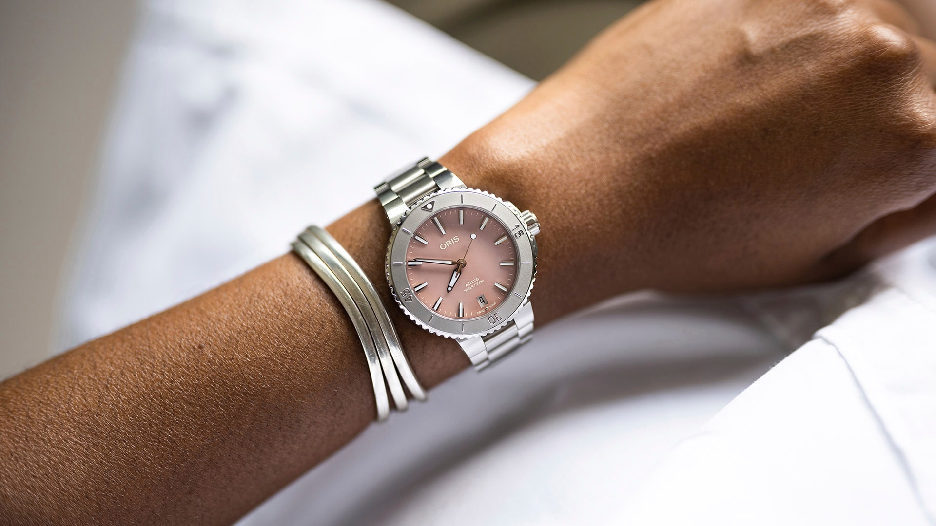 Aquis デイト - 01 733 7770 4158-07 8 18 05P | Oris
